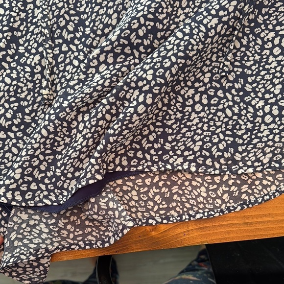 Women’s leopard print blue and white blouse‎ xl - Picture 6 of 14